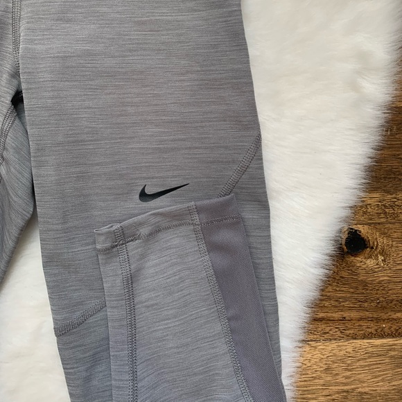 Nike Pro Dri-Fit Leggings - size S - Picture 3 of 9